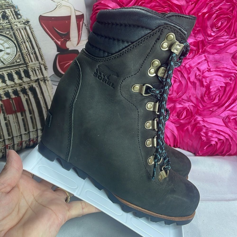 Sorel Conquest Waterproof Wedge BootsWomen's Leather Olive-Dark Grey Size 6 - Picture 6 of 15